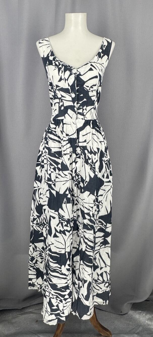 Together Maxi Dress Womens Size 6 White Button Front Lined Tropical Resort